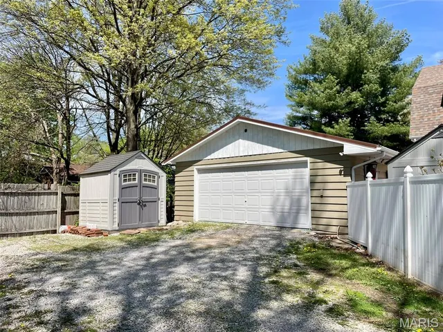 $250,000 | 822 East Union Avenue, Litchfield, IL 62056