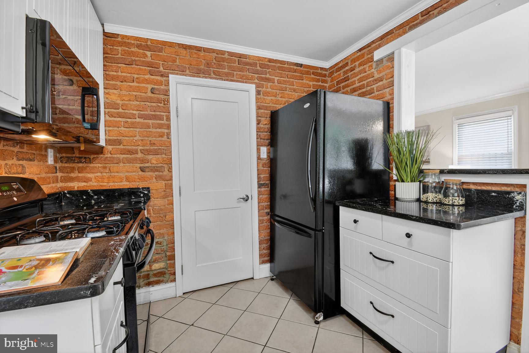 608 Wayne Avenue Silver Spring, MD 20910 - Photo 10 of 42