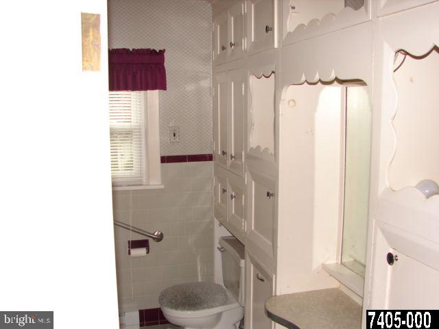 690 Edgegrove Road Hanover, PA 17331 - Photo 9 of 11 Gallery Image 9