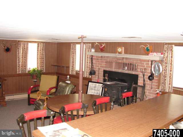 690 Edgegrove Road Hanover, PA 17331 - Photo 10 of 11 Gallery Image 10