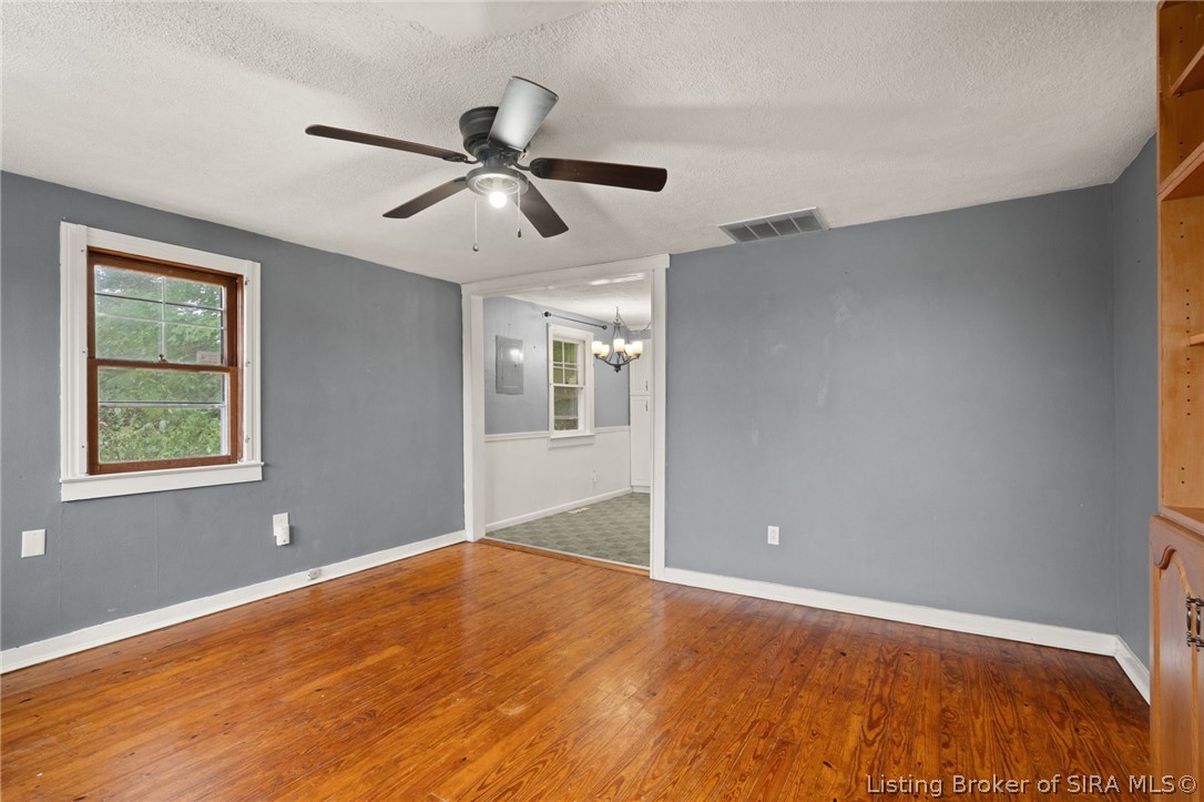 8185 Pekin Road Greenville, IN 47124 - Photo 7 of 35 Gallery Image 7