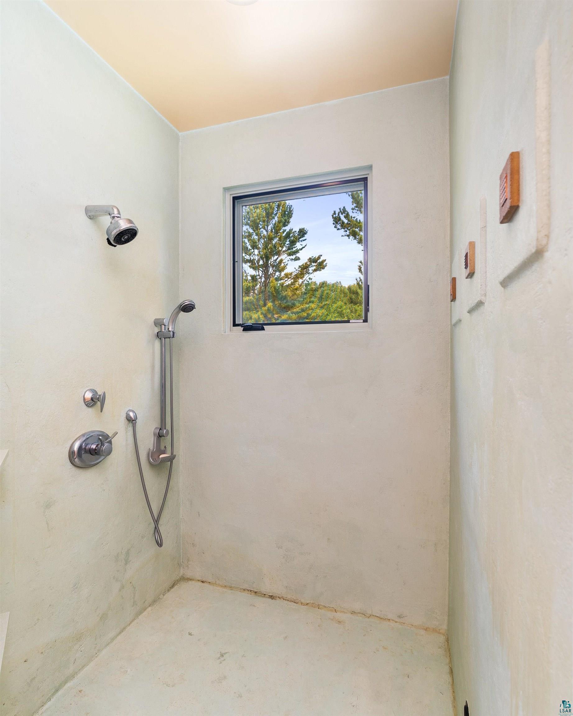 3705 Big Bay Road La Pointe, WI 54850 - Photo 29 of 51 Elevador