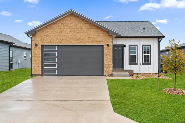 $287,900 | 2029 Applewood Drive, Lockhart, TX 78644
