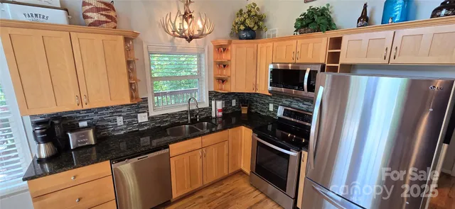$674,000 | 607 Rockytop Trail, Barnardsville, NC 28709