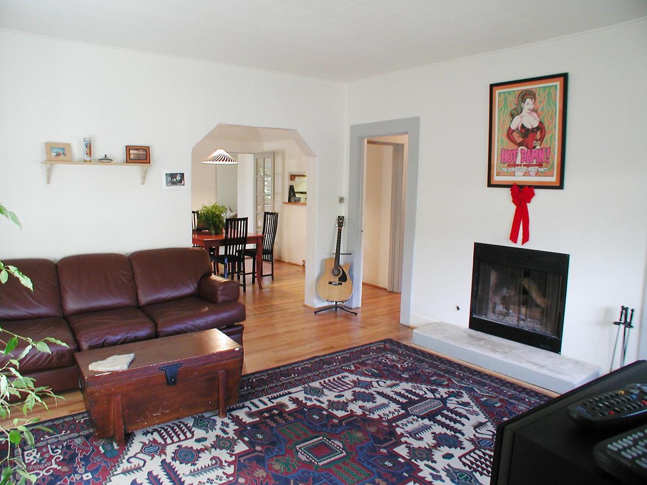30 South Salinas Street, Unit D Santa Barbara, CA 93103 - Photo 3 of 4 a living room with furniture and a fireplace