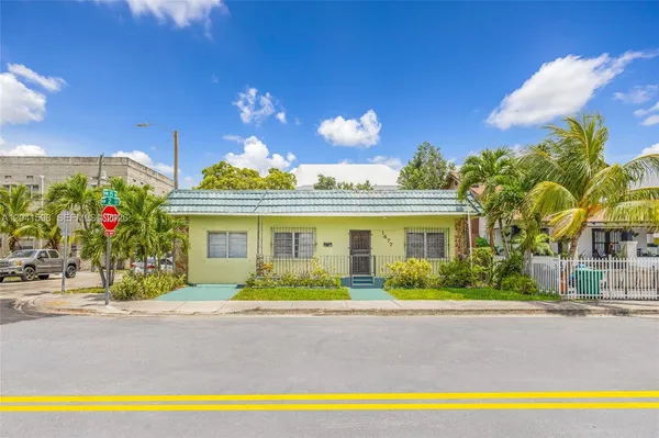 $700,000 | 1477 Northwest 2nd Street, Miami, FL 33125