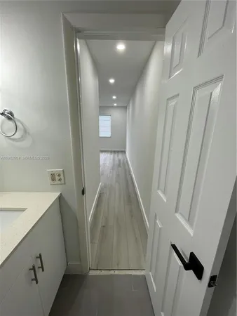 $1,800 | 365 Northeast 125th Street, Unit 409, North Miami, FL 33161