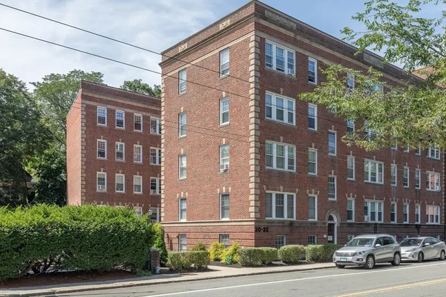 $524,000 | 22 Concord Avenue, Unit 10, Cambridge, MA 02138