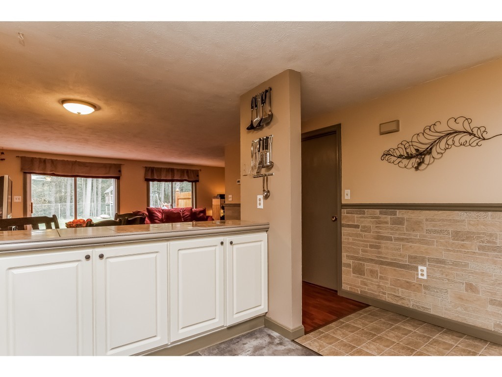 25 East Chamberlain Road, Unit D Merrimack, NH 03054 - Photo 26 of 32