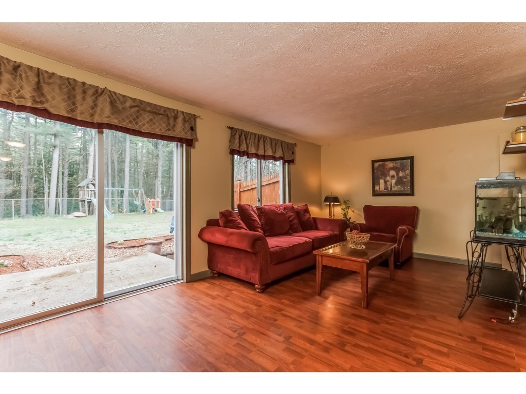 25 East Chamberlain Road, Unit D Merrimack, NH 03054 - Photo 10 of 32
