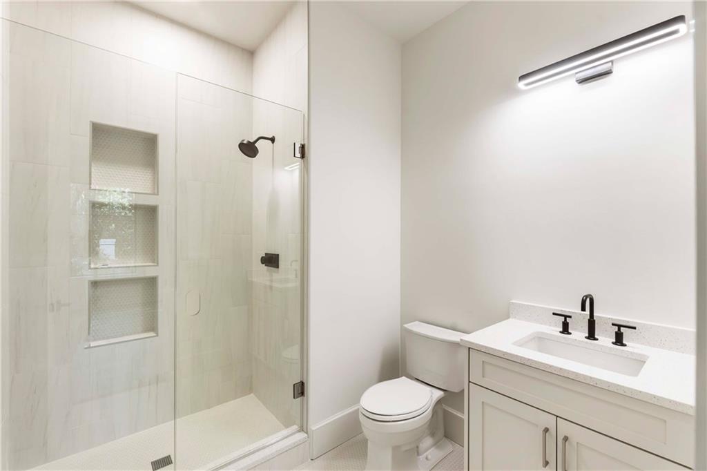 388 Londonberry Road Northwest Sandy Springs, GA 30327 - Photo 65 of 89 Gallery Image 65
