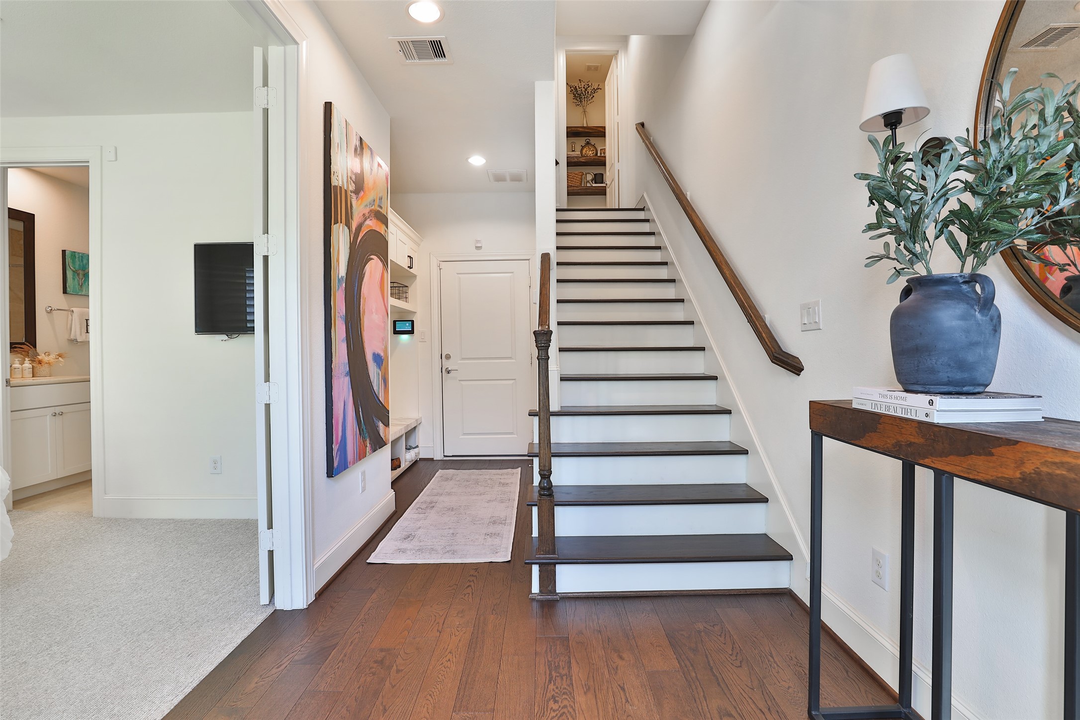 2303 Kolbe Run Lane Houston, TX 77080 - Photo 7 of 35 The first floor secondary bathroom and bedroom adds convenience and functionality for a NextGen family.