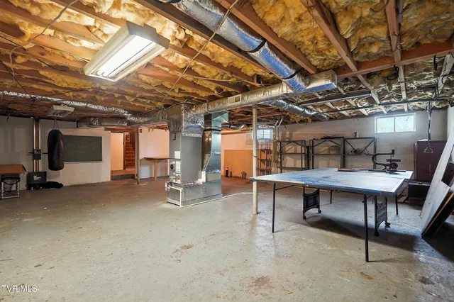 $249,999 | 134 Richmond Hts Drive, Jonesville, VA 24263