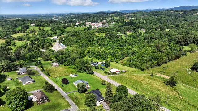 $249,999 | 134 Richmond Hts Drive, Jonesville, VA 24263