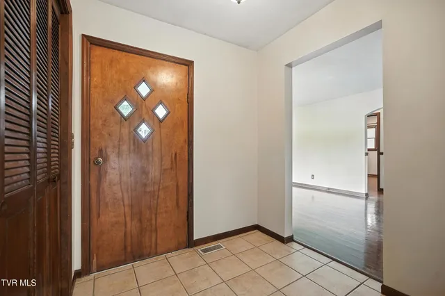 $249,999 | 134 Richmond Hts Drive, Jonesville, VA 24263