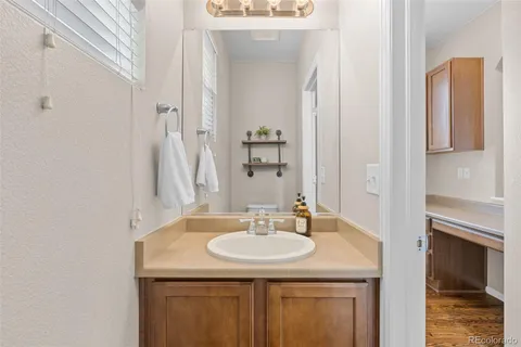 $615,000 | 163 North Jamestown Way, Aurora, CO 80018