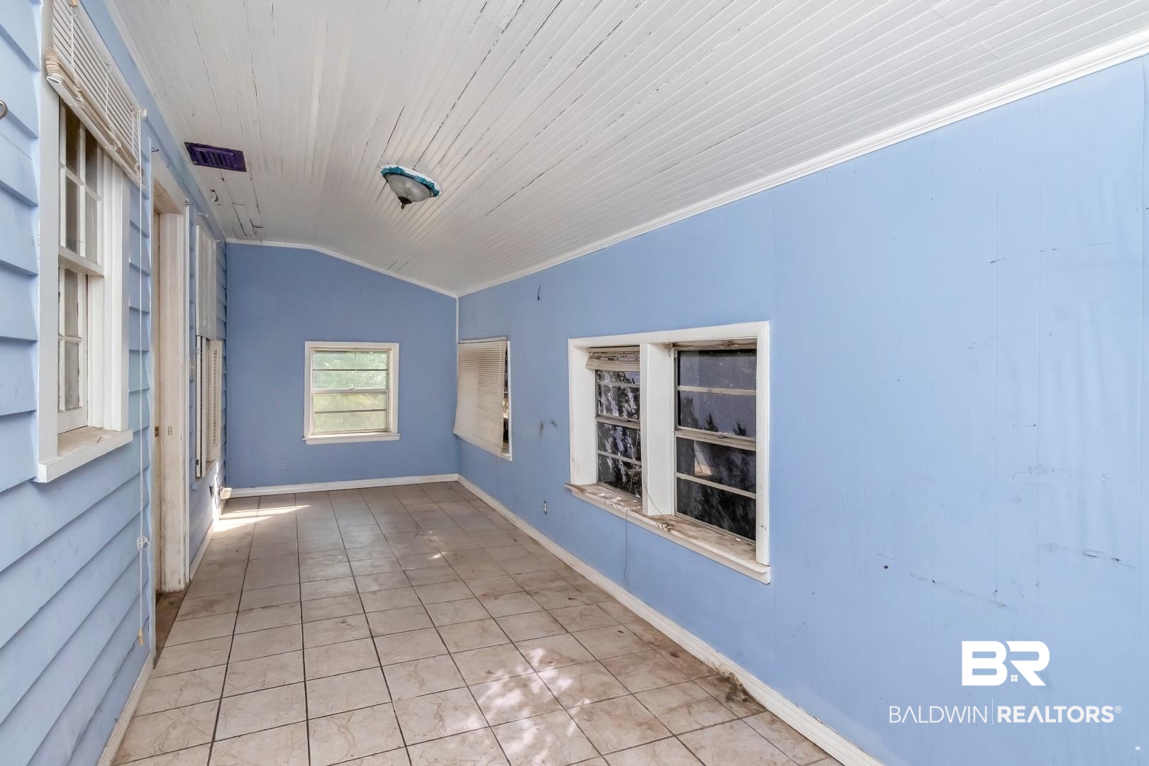 1500 Navco Road Mobile, AL 36605 - Photo 19 of 19 Closed in back porch