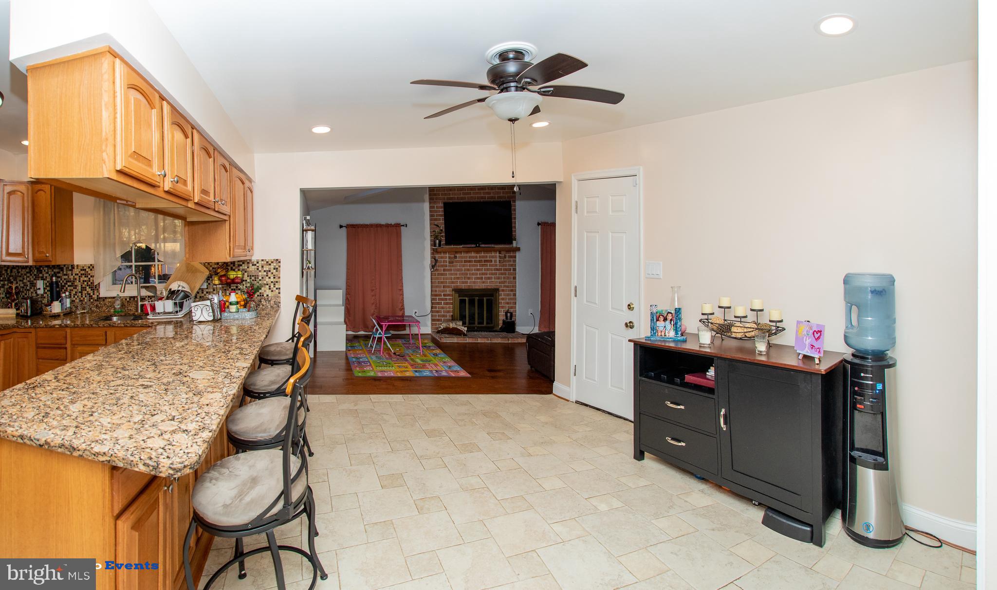 8801 Falcon Ridge Drive Randallstown, MD 21133 - Photo 15 of 36 Breakfast Area