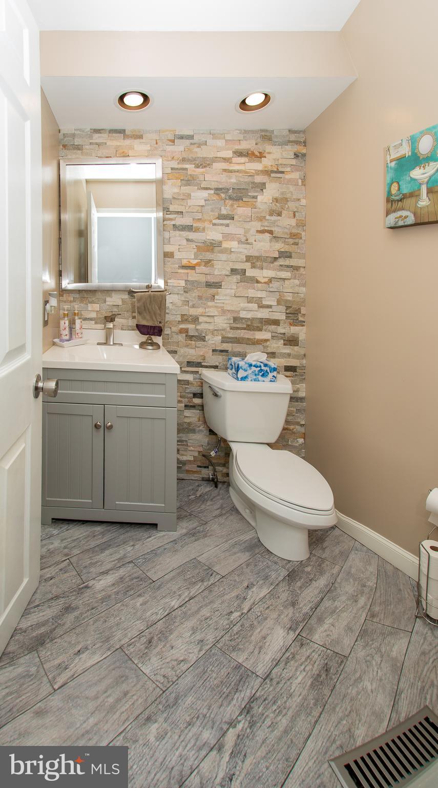 8801 Falcon Ridge Drive Randallstown, MD 21133 - Photo 20 of 36 Half Bathroom