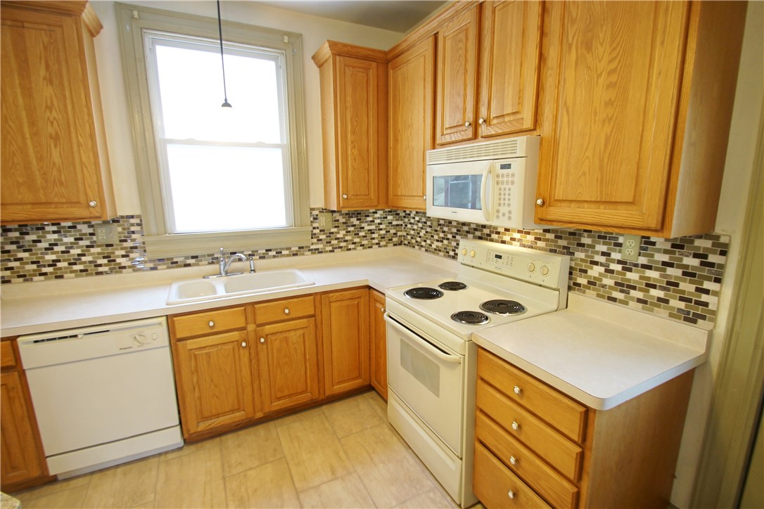 79 Glasgow Street Rochester, NY 14608 - Photo 24 of 37