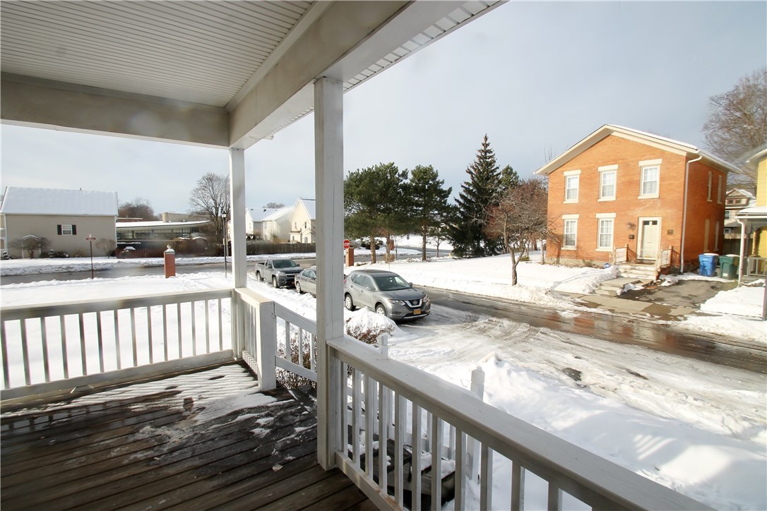 79 Glasgow Street Rochester, NY 14608 - Photo 4 of 37