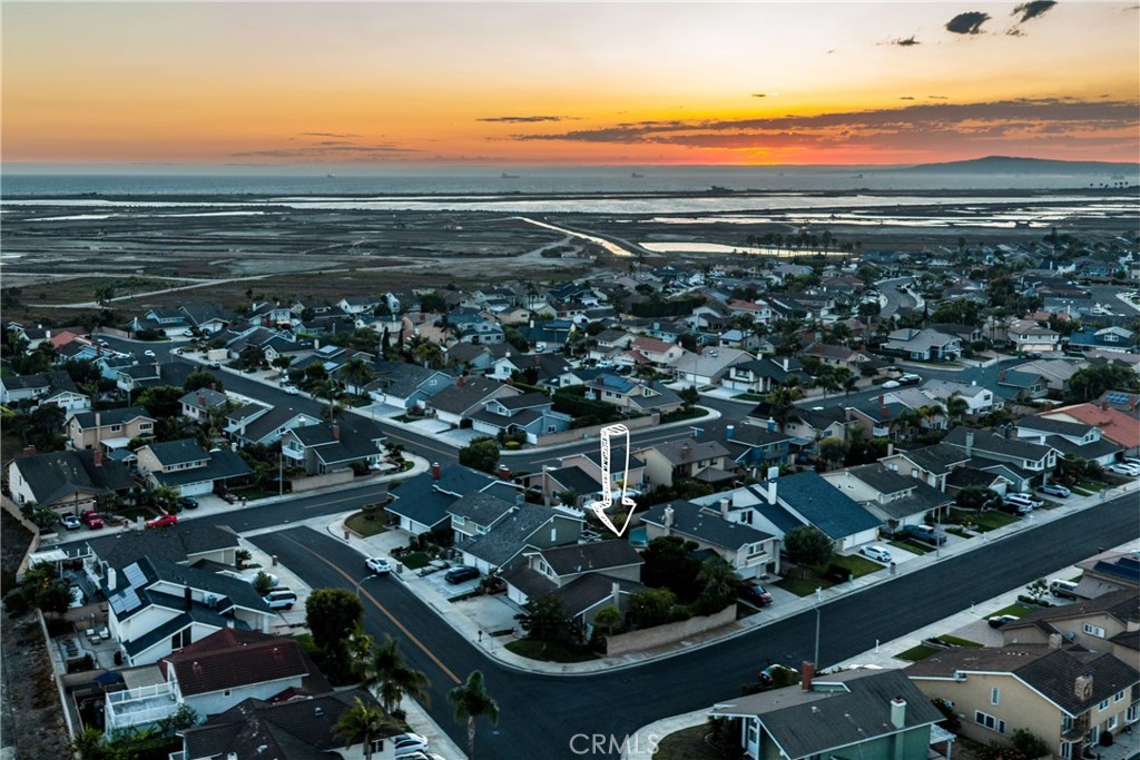 18321 Fieldbury Lane Huntington Beach, CA 92648 - Photo 2 of 29