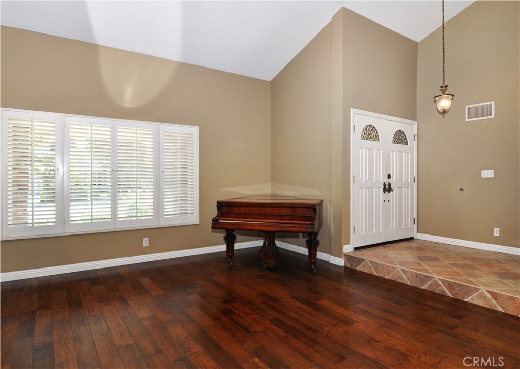 18321 Fieldbury Lane Huntington Beach, CA 92648 - Photo 3 of 29