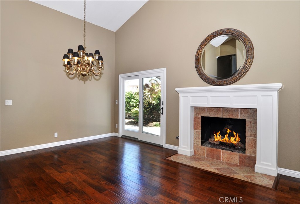 18321 Fieldbury Lane Huntington Beach, CA 92648 - Photo 5 of 29