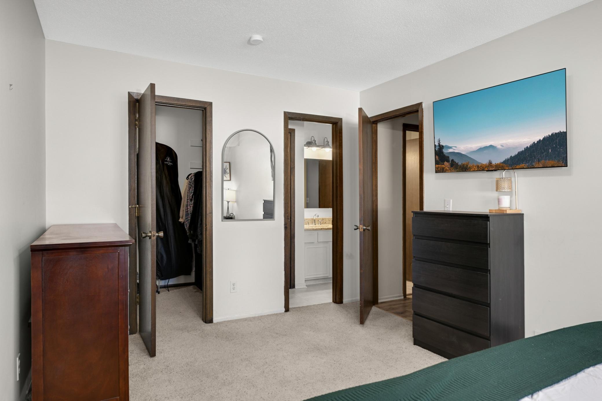 6904 Ives Lane North Maple Grove, MN 55369 - Photo 14 of 38