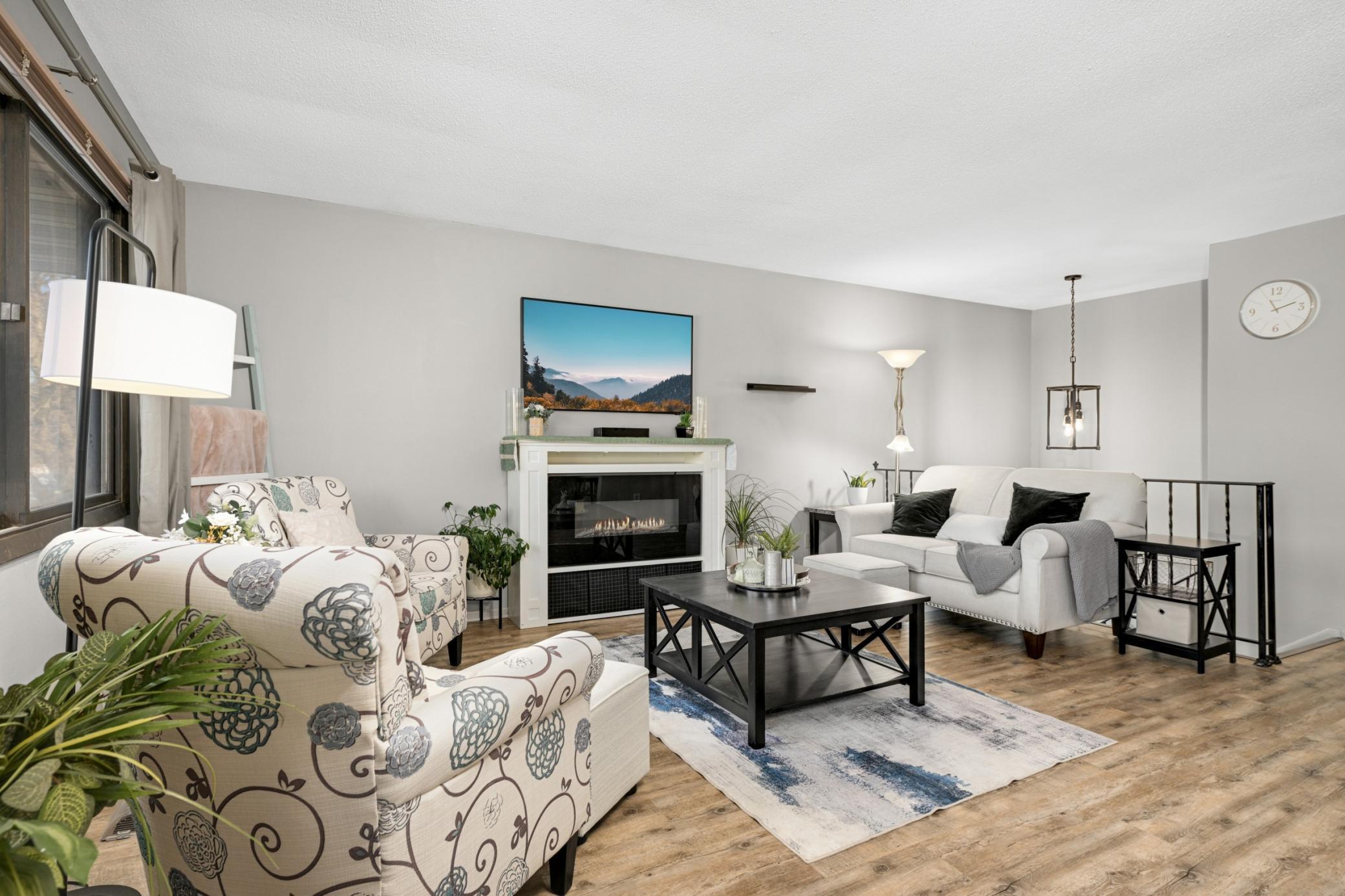 6904 Ives Lane North Maple Grove, MN 55369 - Photo 2 of 38