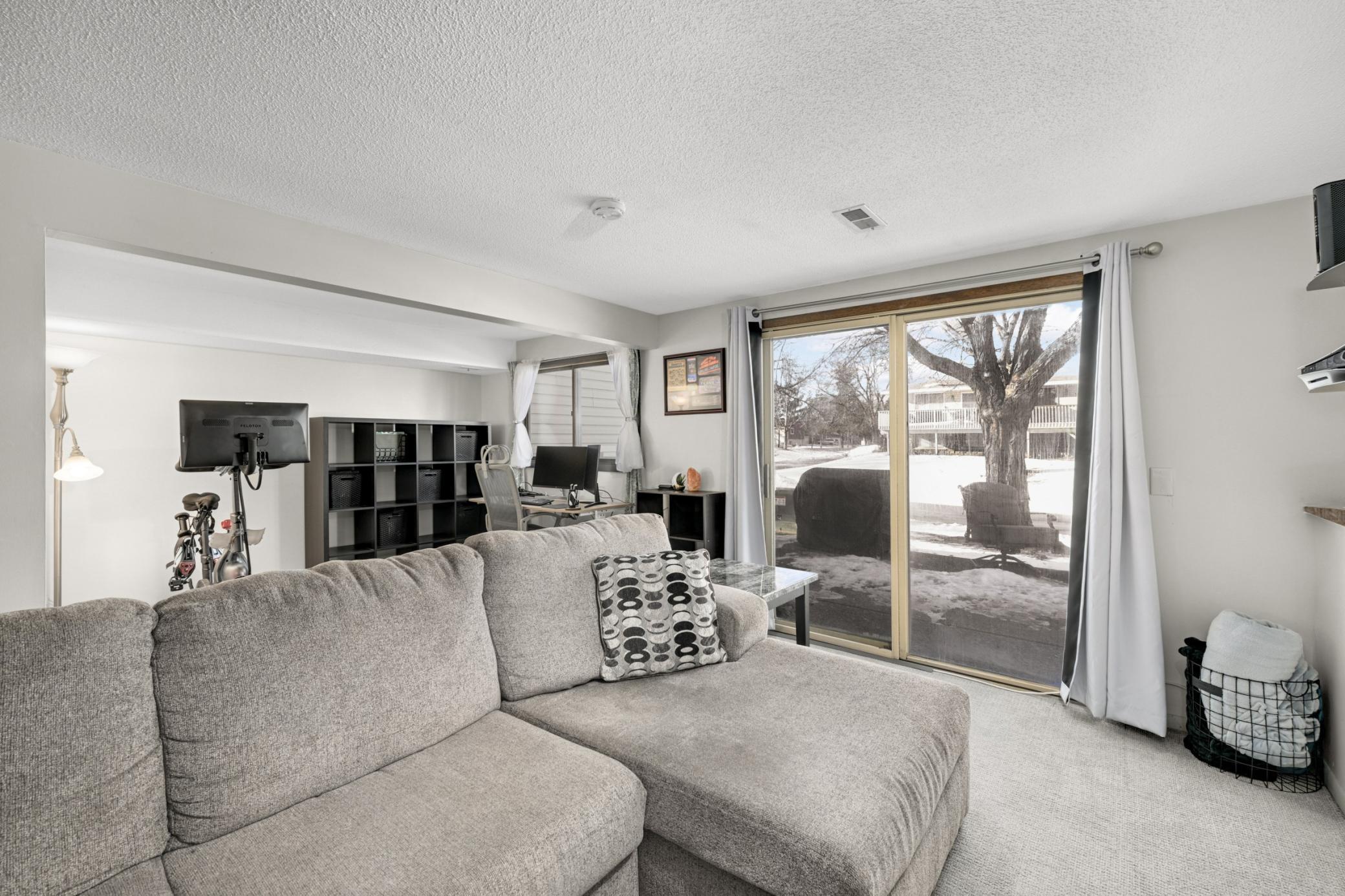 6904 Ives Lane North Maple Grove, MN 55369 - Photo 21 of 38