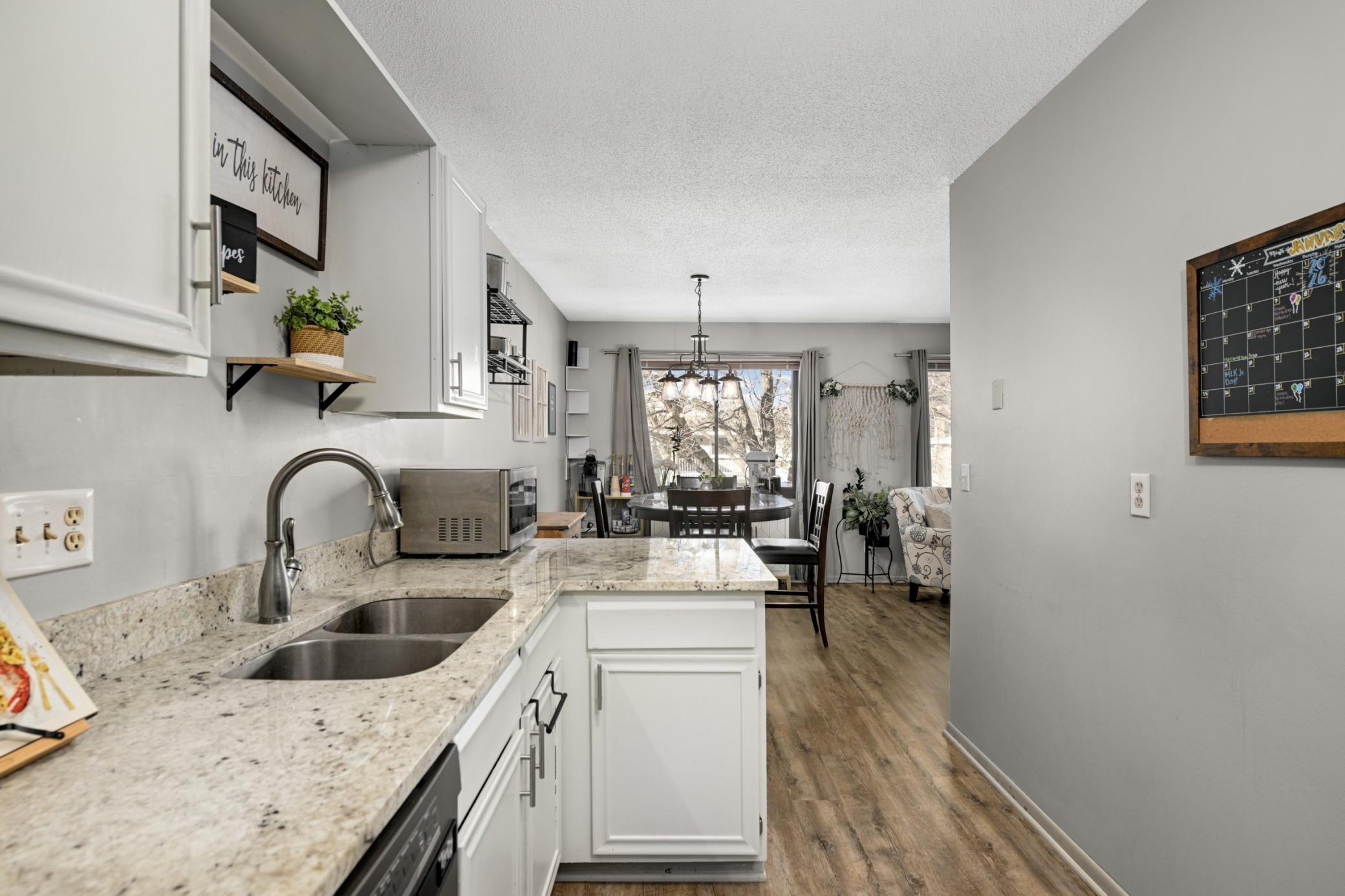 6904 Ives Lane North Maple Grove, MN 55369 - Photo 9 of 38