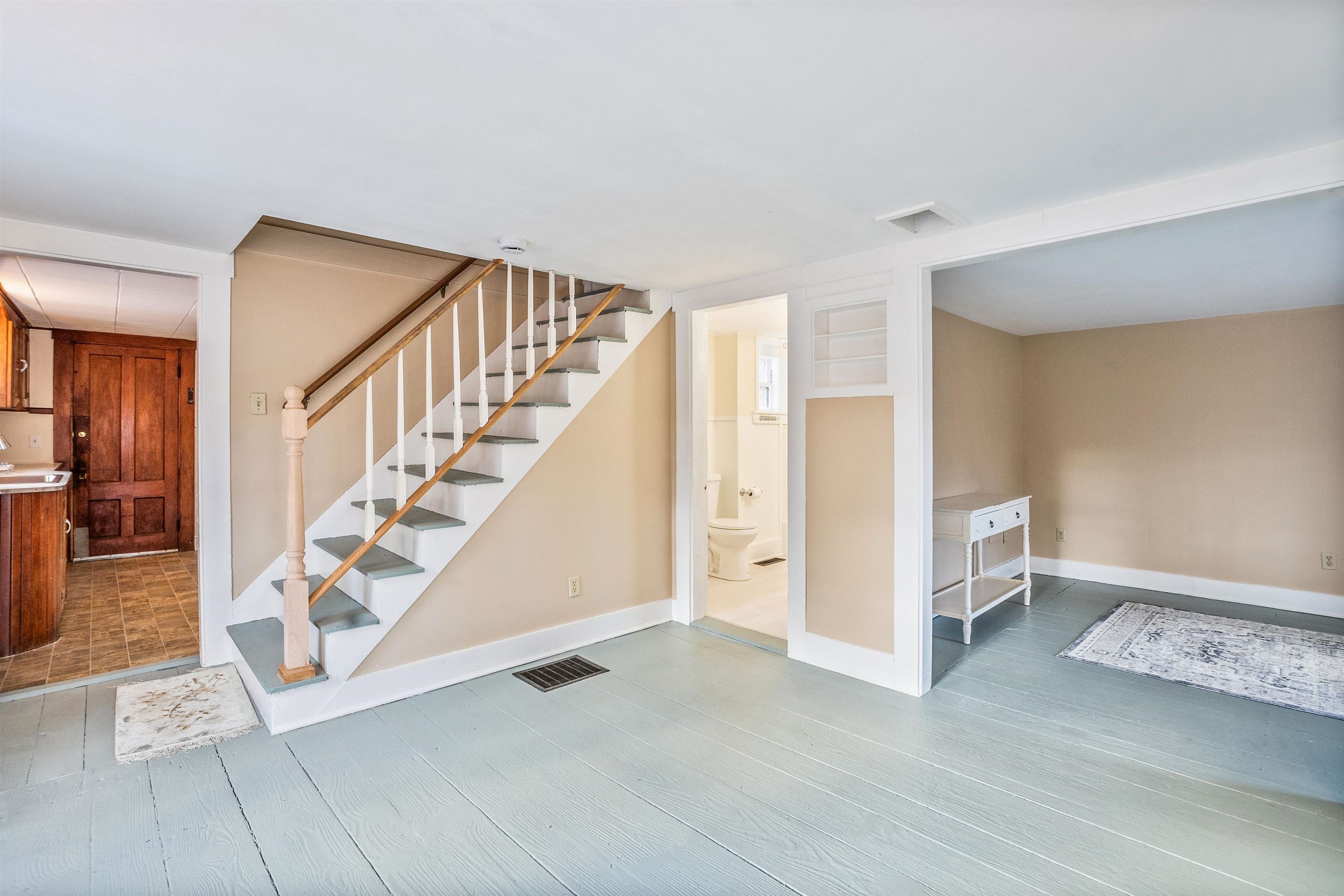 52 Pine Street Alton, NH 03809 - Photo 7 of 32