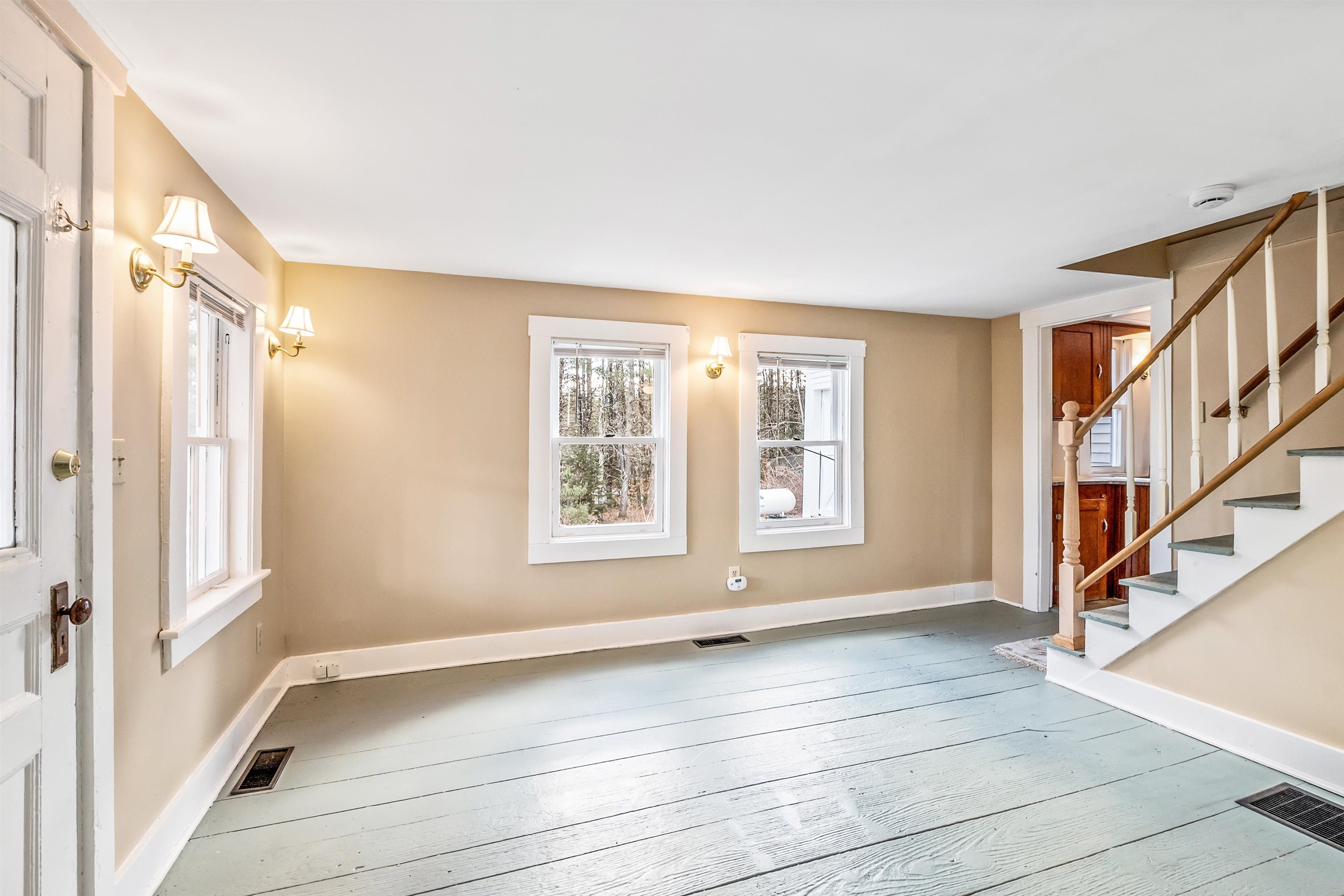 52 Pine Street Alton, NH 03809 - Photo 9 of 32