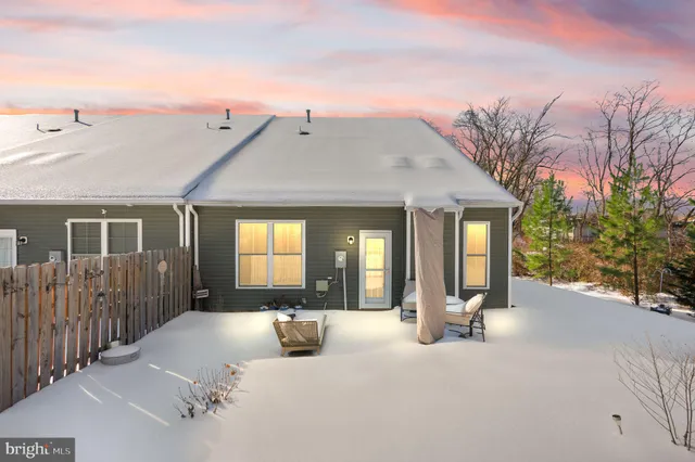 a view of a house with a outdoor space