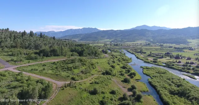 $699,000 | Lot 9 Kibbie Parkway, Alpine, WY 83128