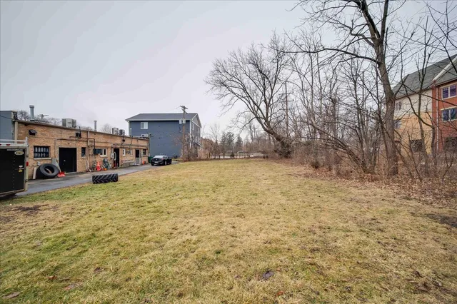 a house view with a outdoor space