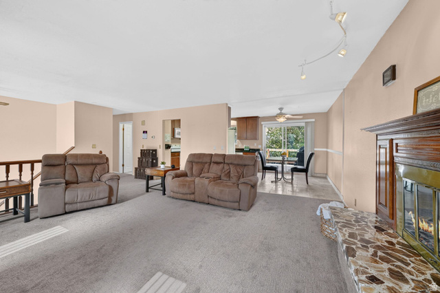 9545 South Robins Way Sandy, UT 84094 - Photo 14 of 32