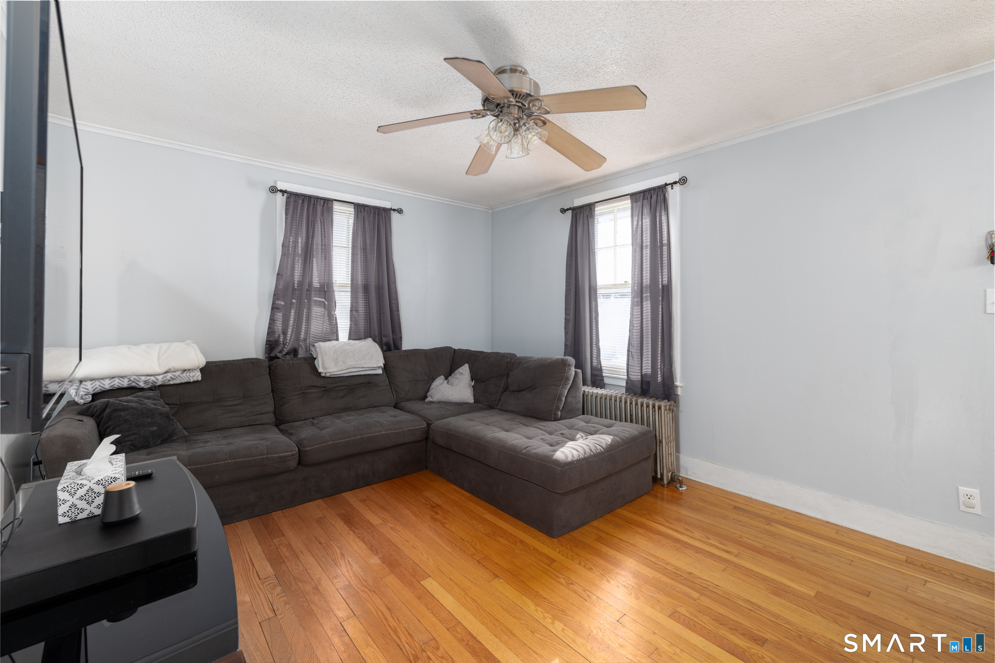 51 Rockridge Road Waterbury, CT 06705 - Photo 3 of 18