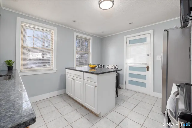 $294,500 | 51 Rockridge Road, Waterbury, CT 06705