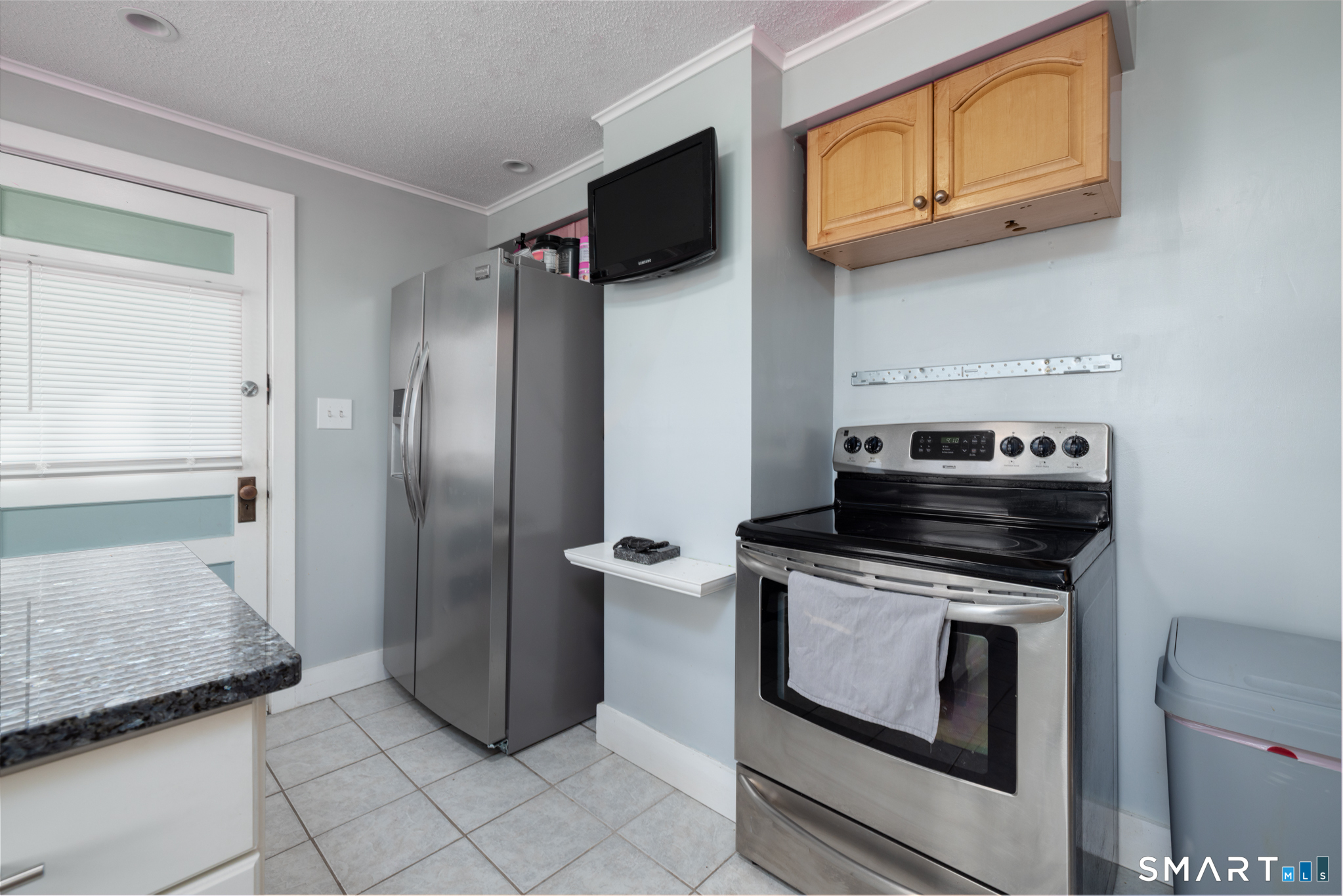 51 Rockridge Road Waterbury, CT 06705 - Photo 7 of 18