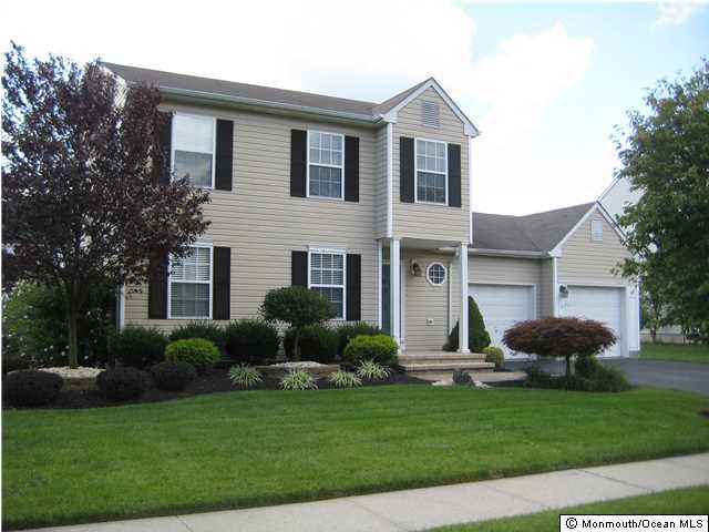 24 East Shenendoah Road Howell, NJ 07731 - Photo 1 of 20 Primary Photo