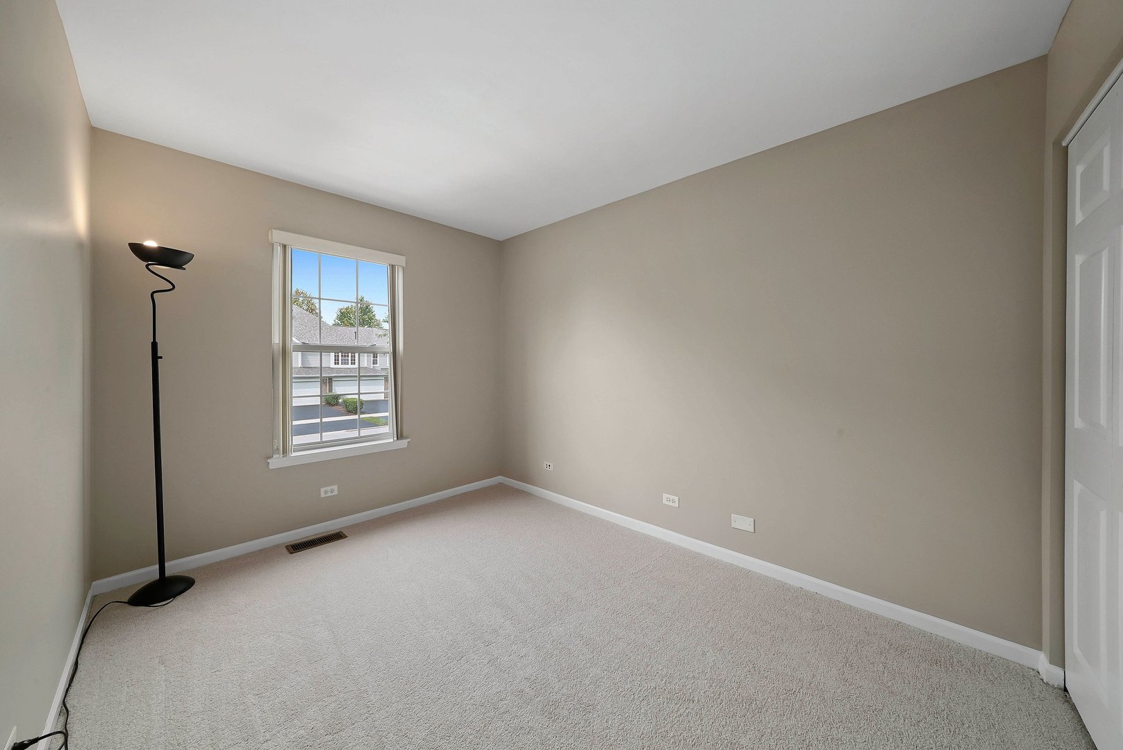 3026 Crystal Rock Road Naperville, IL 60564 - Photo 14 of 30