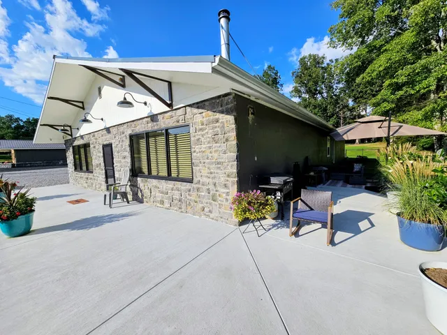 $280,000 | 591 Main Street, Palmer, TN 37365