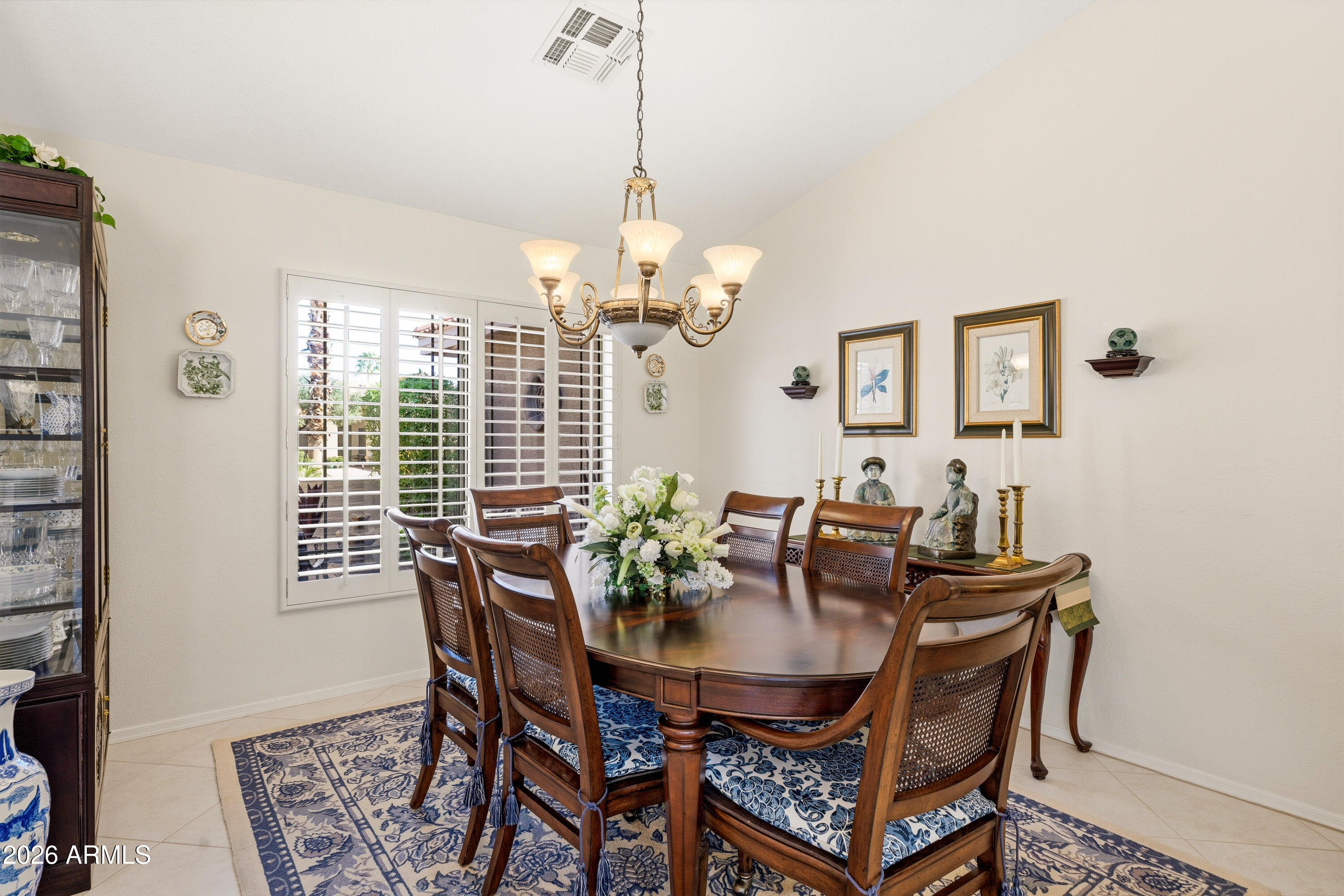 15551 Piccadilly Road Goodyear, AZ 85395 - Photo 6 of 27 Gallery Image 6