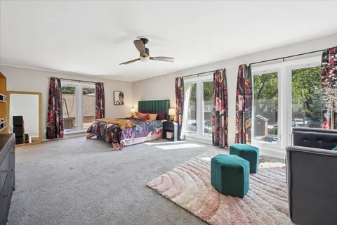 $475,000 | 1955 Tanglewood Drive, Unit H, Glenview, IL 60025