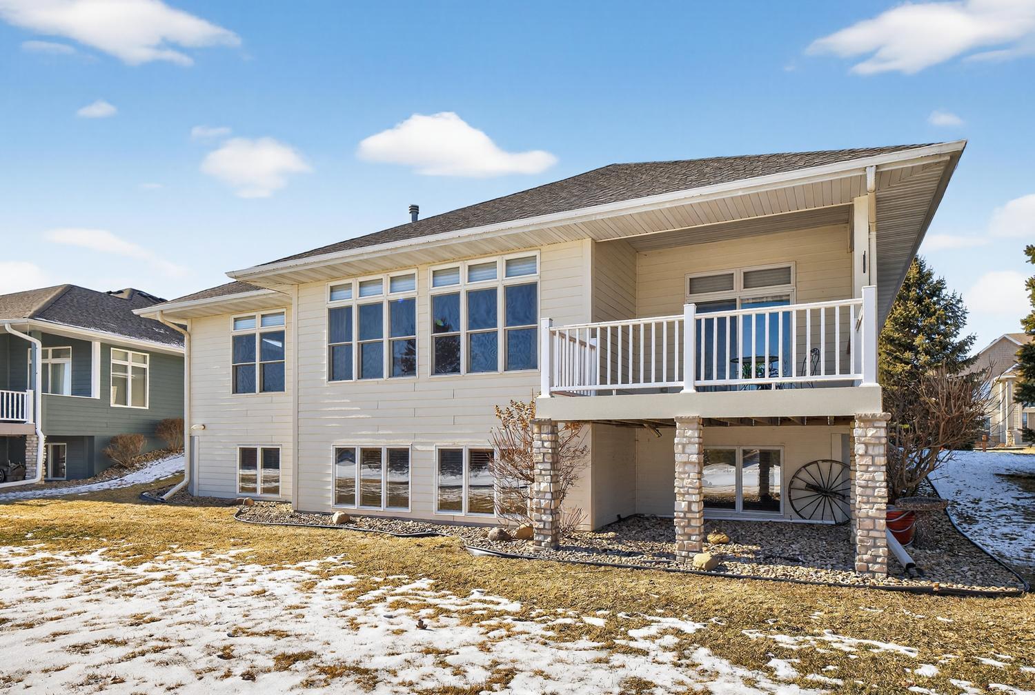 4063 Autumn Lake Court Southwest Rochester, MN 55902 - Photo 11 of 64