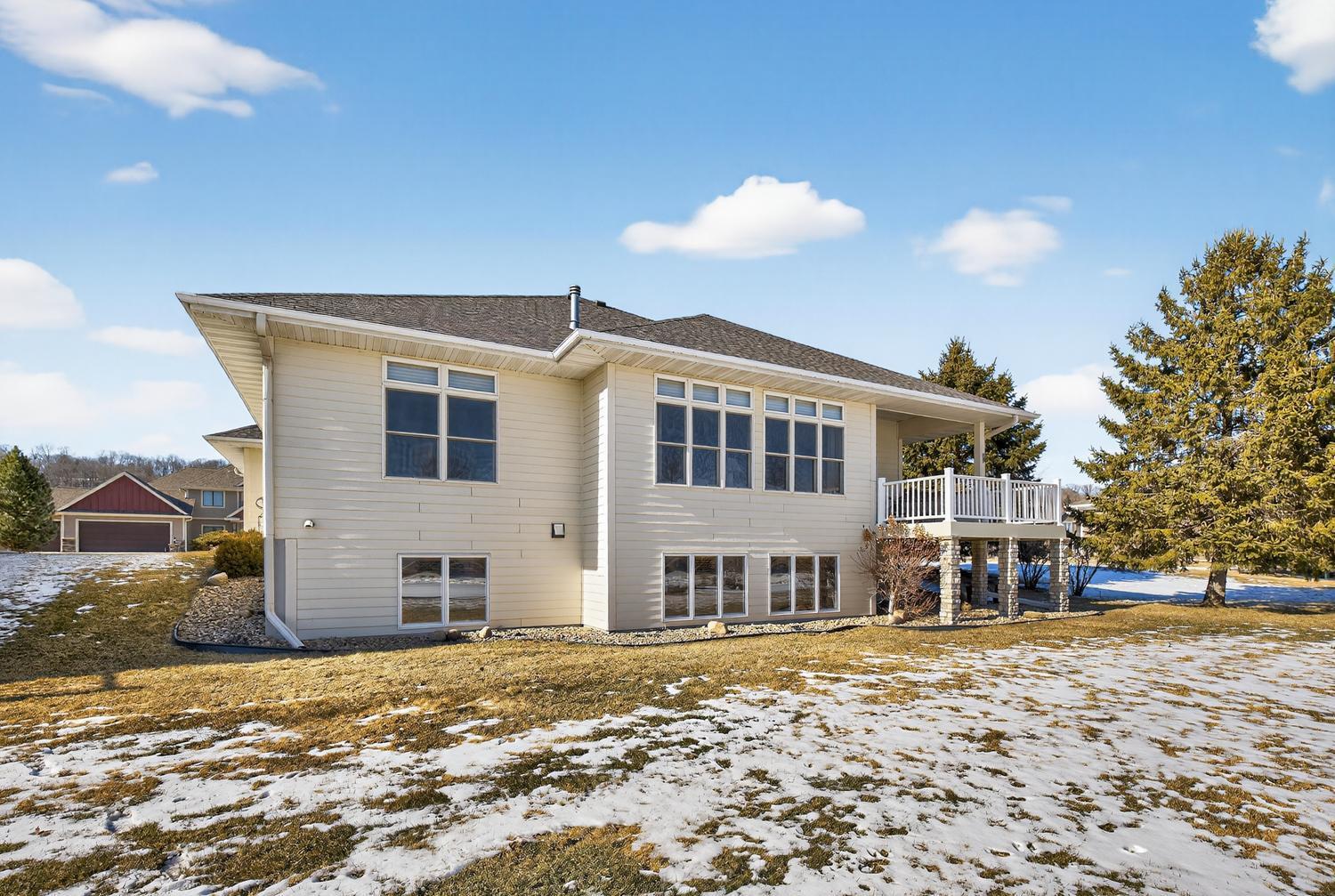 4063 Autumn Lake Court Southwest Rochester, MN 55902 - Photo 9 of 64