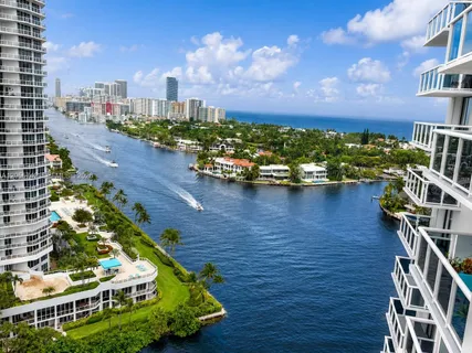 $400,000 | 20515 East Country Club Drive, Unit 2141, Aventura, FL 33180
