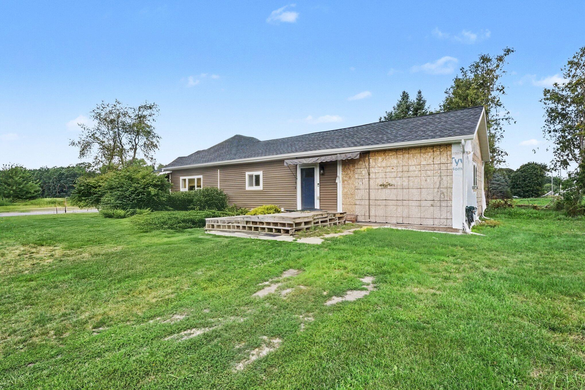 2601 South Derby Road Sidney, MI 48885 - Photo 3 of 26 Exterior